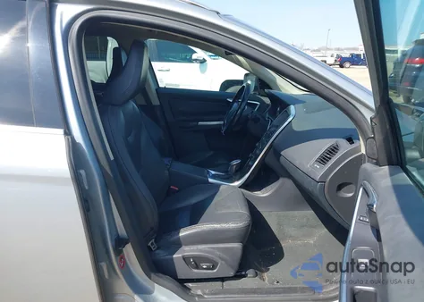 2013 Volvo Xc60 3.2 Platinum из США, поврежденный, VIN YV4952DLXD2418873